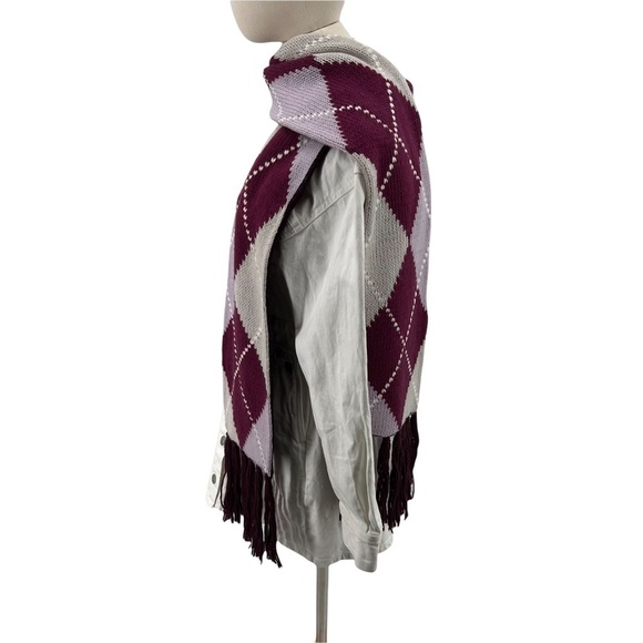 New York & Co. Purple Argyle Fringe Scarf - Picture 4 of 10